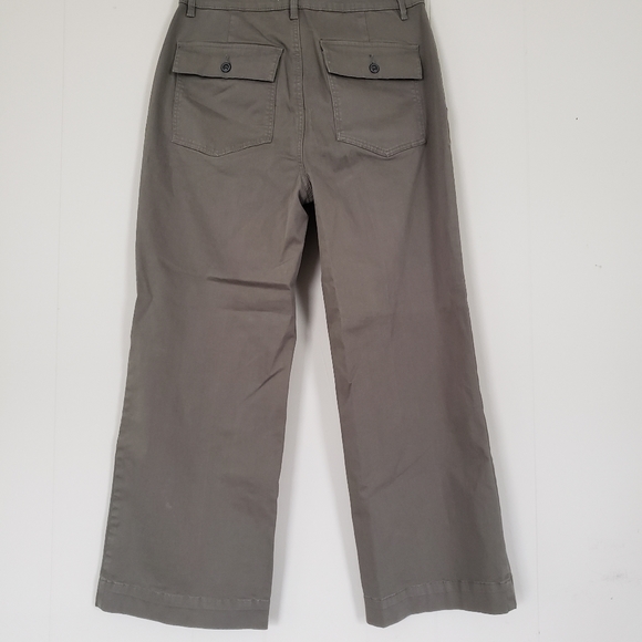 FRAME Lean Straight Cropped Pants
Army Gre… - Picture 13 of 13